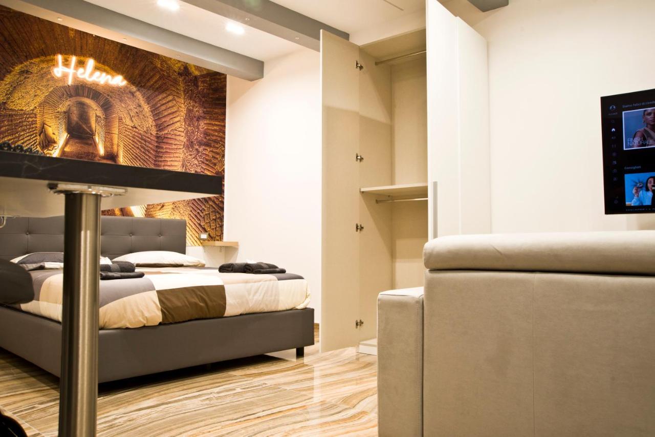 Suite Napoli Sotterranea Con Vasca Idromassaggio Luaran gambar