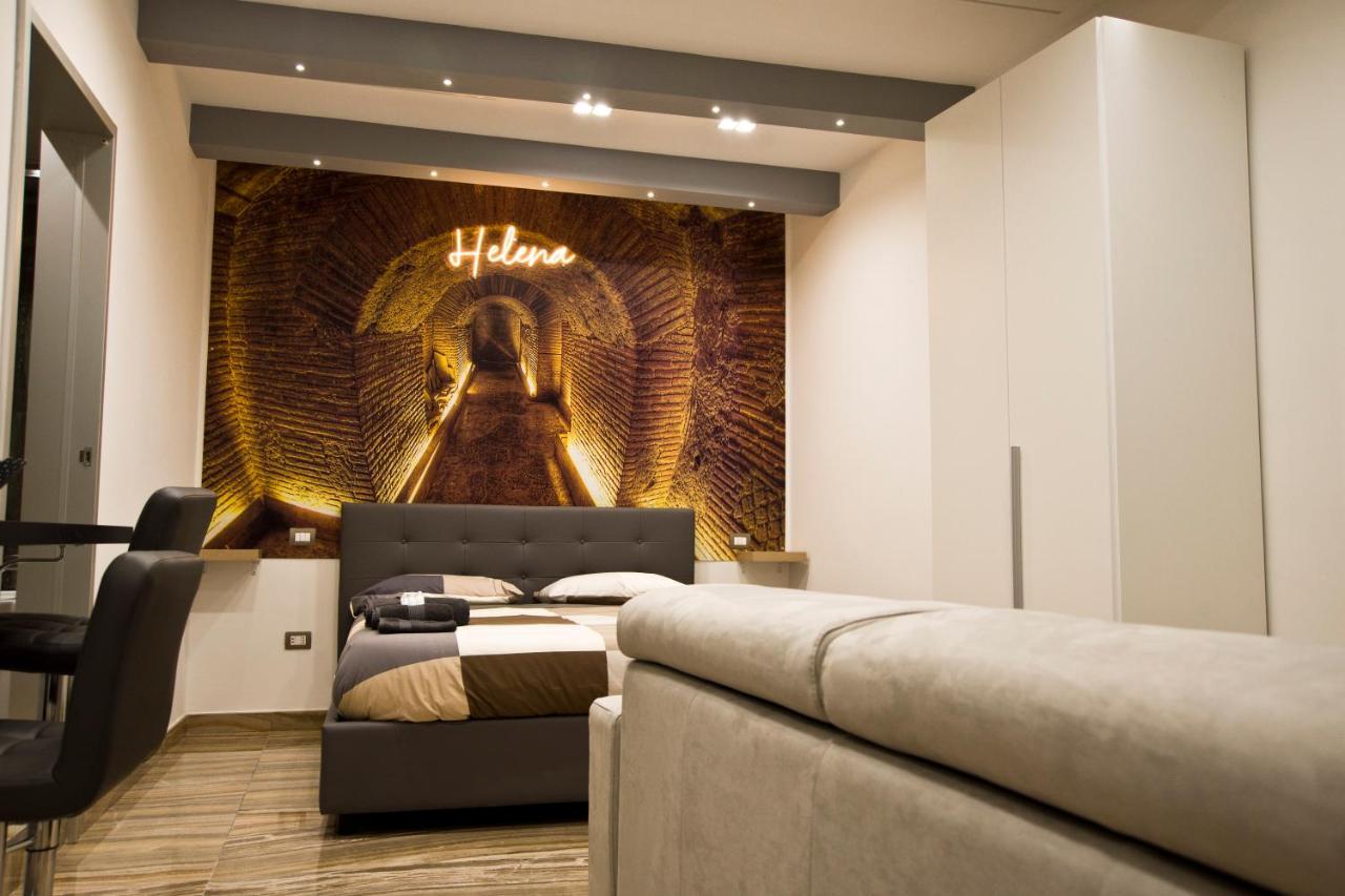 Suite Napoli Sotterranea Con Vasca Idromassaggio Luaran gambar