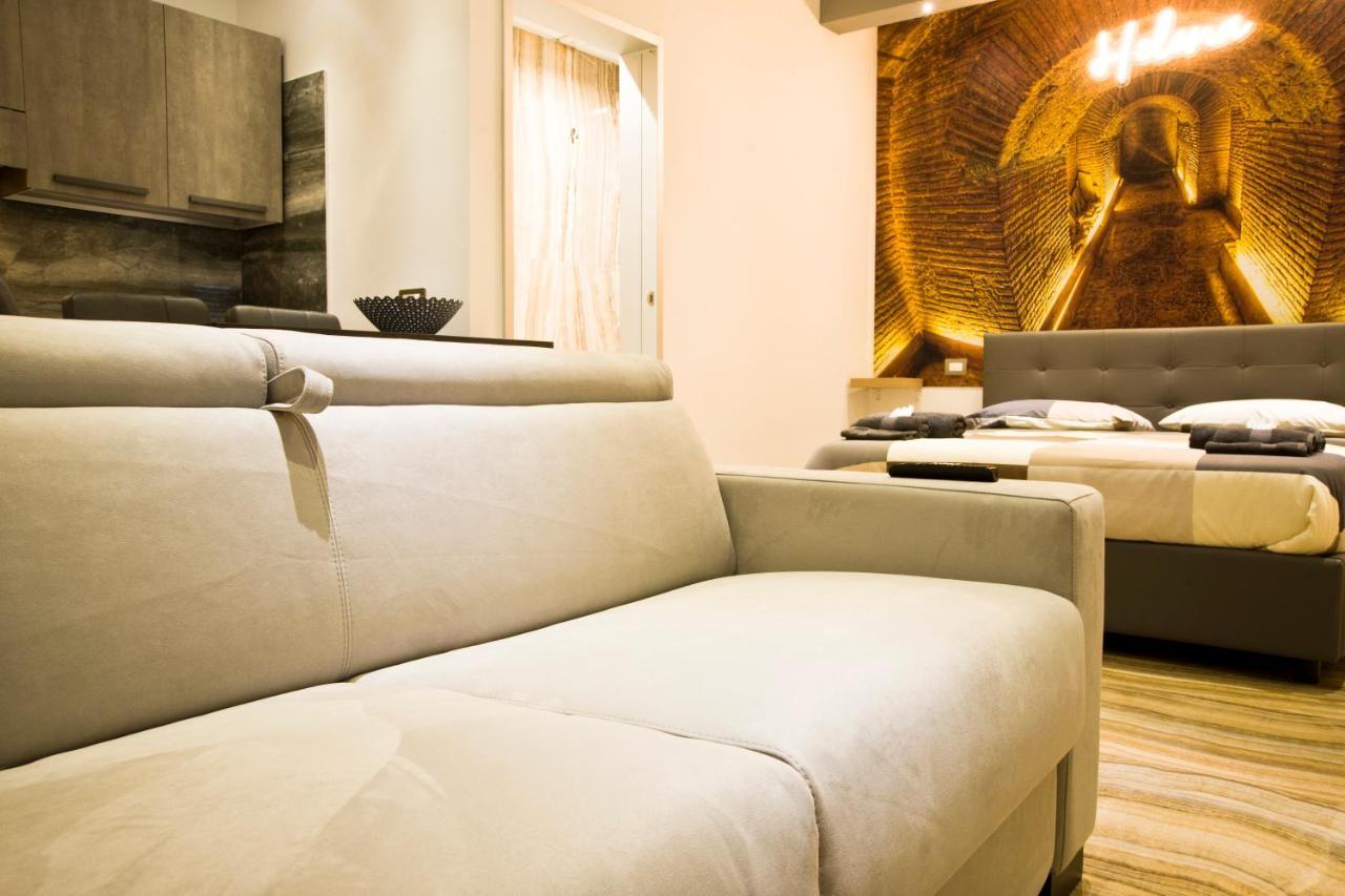 Suite Napoli Sotterranea Con Vasca Idromassaggio Luaran gambar